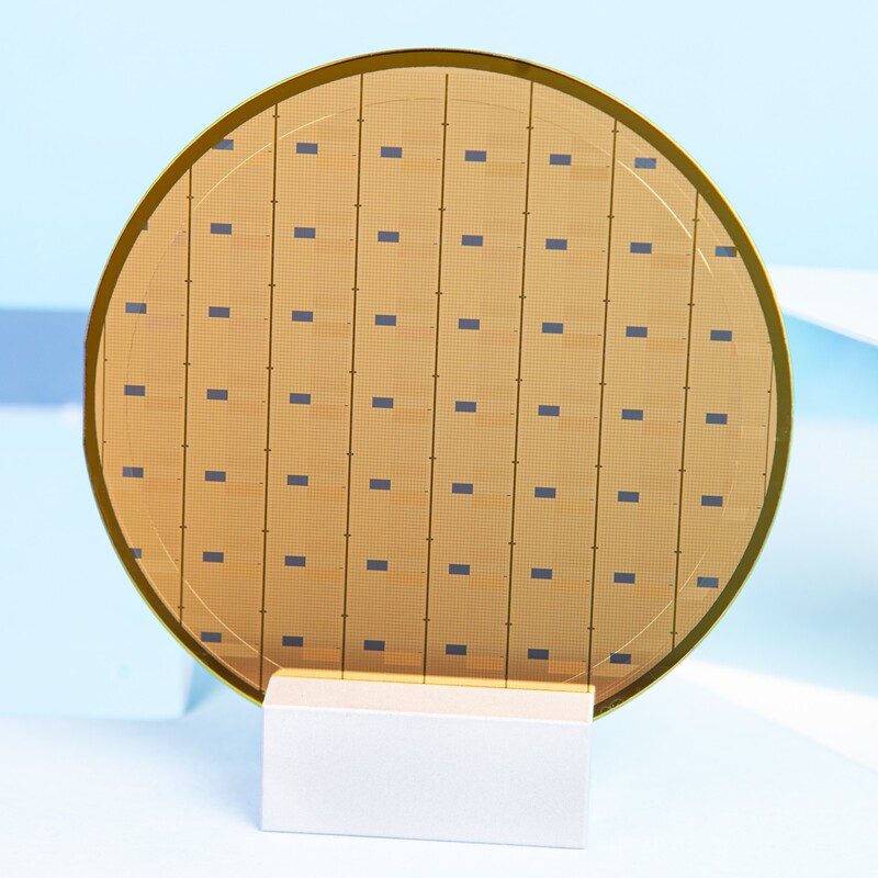 Fabrication of III-V APDs and SPADs