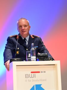 Dr Bernhard Günther, CEO of BWI GmbH › QBN - Quantum Business Network Major General Dr Volker Pötzsch, Chief of Staff, Cyber and Information Domain Service Command
